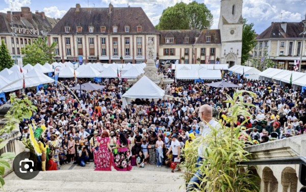 sortie TT EST GRATUIT FÊTE DE LA FRATERNITÉde 10h à 19h  à Evreux 