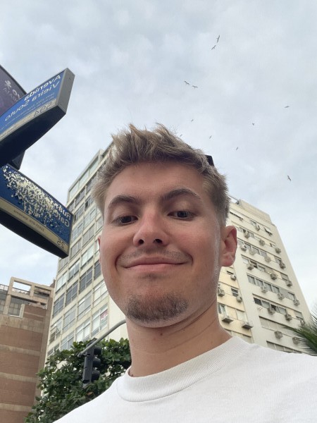 photo de profil Hugo à Rouen