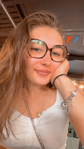photo de profil Hinareva à Tours