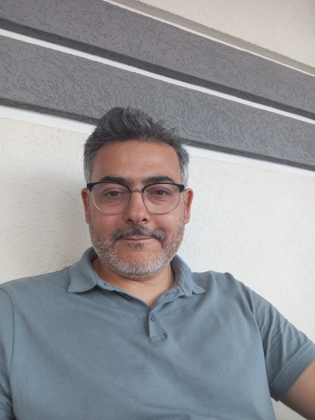 photo de profil Rafik à Caen